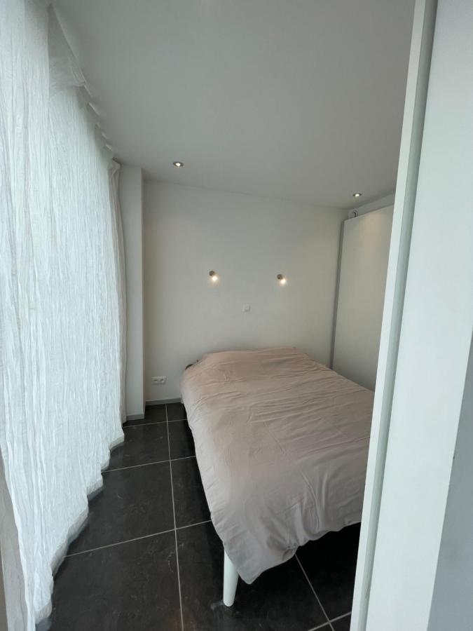 Nieuwbouw Appartement Op 450 Meter Van Het Strand. Bredene Eksteriør bilde